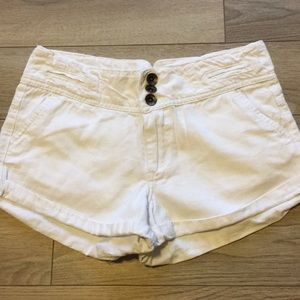 New Doll House size 1 or 30” white cotton shorts